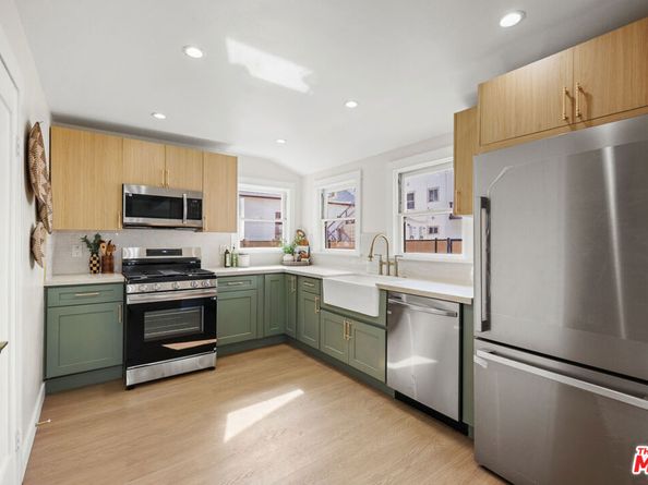 5711 Marmion Way, Los Angeles CA 90042