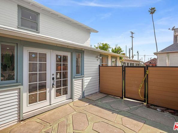 5711 Marmion Way, Los Angeles CA 90042