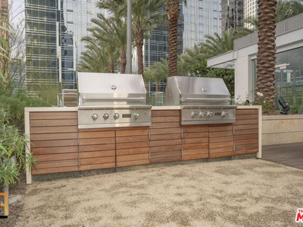 877 Francisco Street 1819, Los Angeles CA 90017