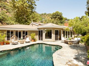3588 Mandeville Canyon Road