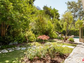 3588 Mandeville Canyon Road, Los Angeles CA 90049