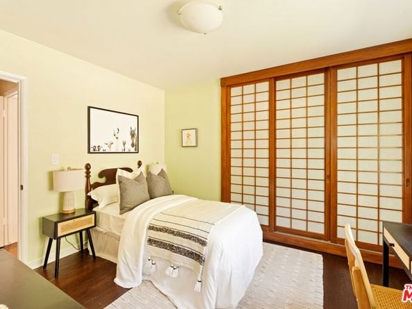 3588 Mandeville Canyon Road, Los Angeles CA 90049