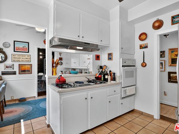 420 N Orange Drive, Los Angeles CA 90036