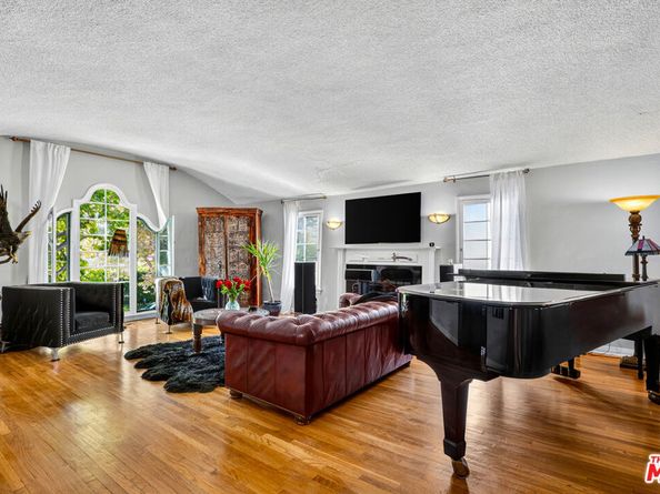 420 N Orange Drive, Los Angeles CA 90036