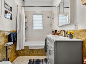 420 N Orange Drive, Los Angeles CA 90036