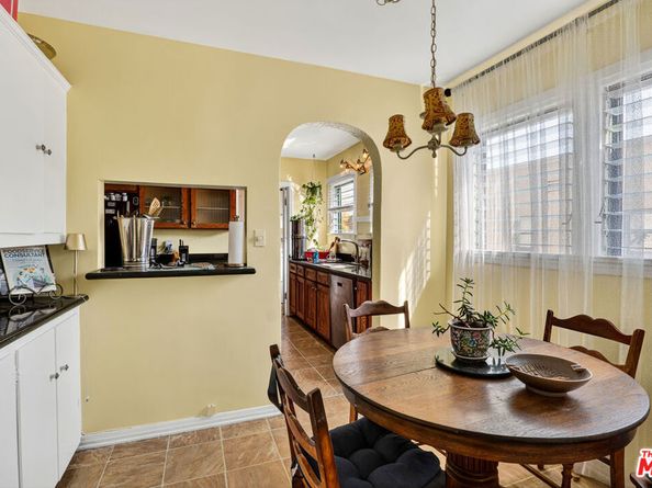 420 N Orange Drive, Los Angeles CA 90036