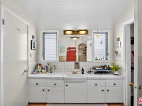 420 N Orange Drive, Los Angeles CA 90036