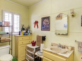 3749 W 59th Street, Los Angeles CA 90043