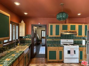 636 N Curson Avenue, Los Angeles CA 90036