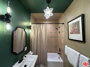 636 N Curson Avenue, Los Angeles CA 90036