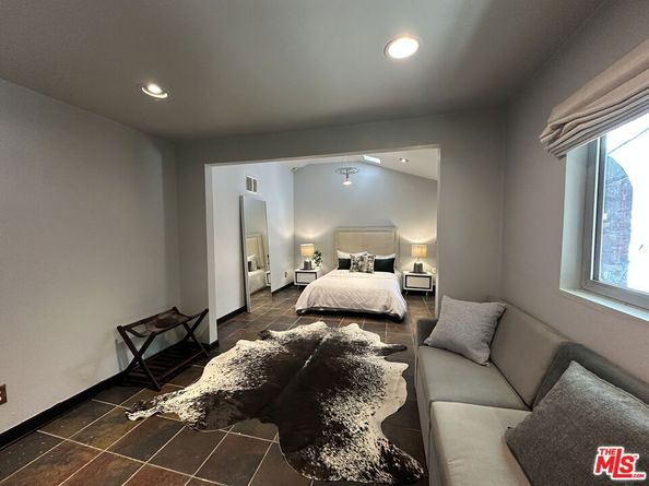 636 N Curson Avenue, Los Angeles CA 90036