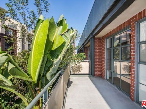 1046 PRINCETON Drive 201, Marina Del Rey CA 90292