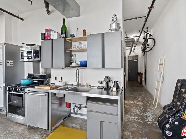 315 E 8th Street 1106, Los Angeles CA 90014