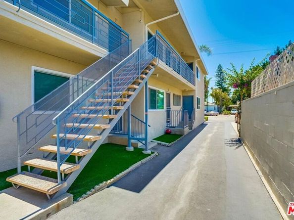435 W Regent Street, Inglewood CA 90301
