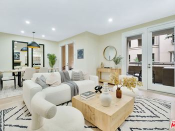 5831 Seawalk Drive