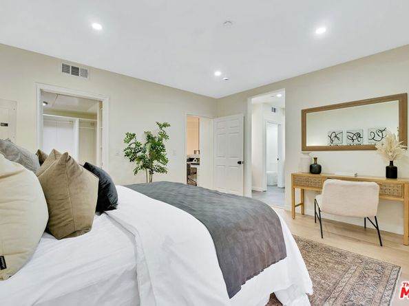 5831 Seawalk Drive 117, Playa Vista CA 90094