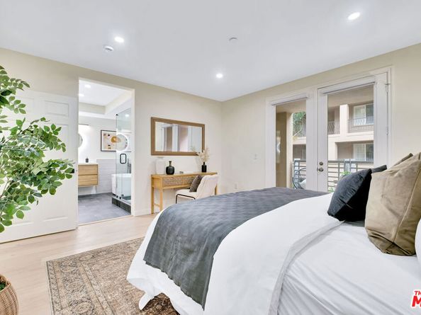 5831 Seawalk Drive 117, Playa Vista CA 90094