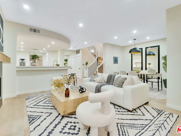 5831 Seawalk Drive 117, Playa Vista CA 90094