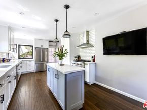 6919 Camrose Drive, Los Angeles CA 90068