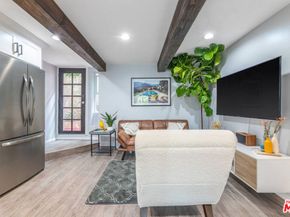 6919 Camrose Drive, Los Angeles CA 90068