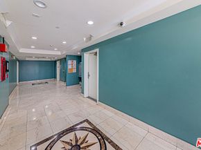 3061 W 12th Place 309, Los Angeles CA 90006