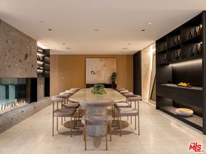 2555 La Mesa Drive, Santa Monica CA 90402