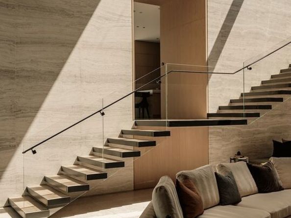 2555 La Mesa Drive, Santa Monica CA 90402