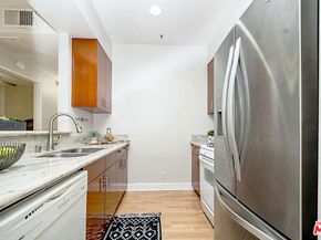 500 S Berendo Street 314, Los Angeles CA 90020