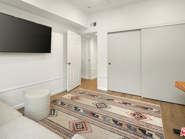 2219 S Bentley Avenue 102, Los Angeles CA 90064