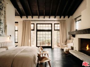 2729 Nichols Canyon Road, Los Angeles CA 90046