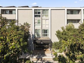 1025 N Kings Road 113, West Hollywood CA 90069