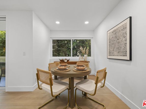 1025 N Kings Road 113, West Hollywood CA 90069