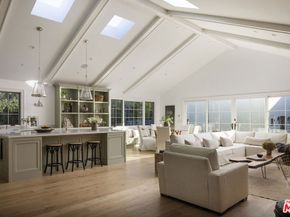 2515 Marguerita Avenue, Santa Monica CA 90402