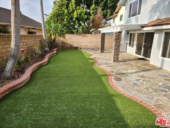 6415 Bradley Place, Los Angeles CA 90056