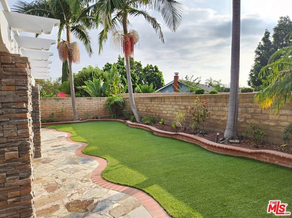 6415 Bradley Place, Los Angeles CA 90056