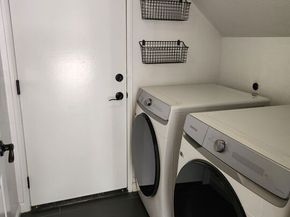 6415 Bradley Place, Los Angeles CA 90056