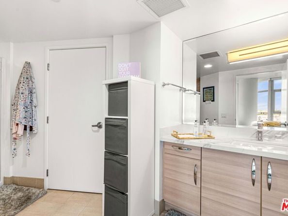 13650 Marina Pointe Drive 1009, Marina Del Rey CA 90292