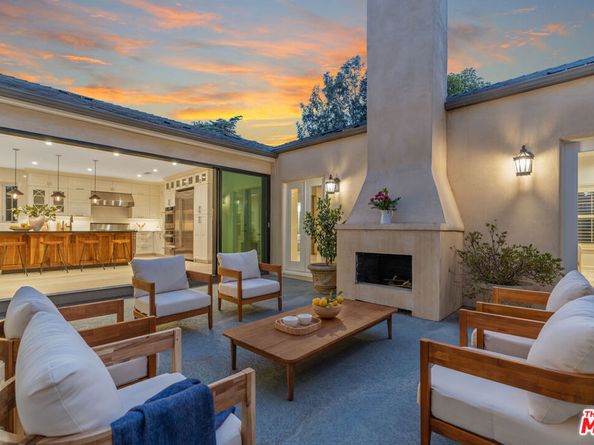 632 S Arden Boulevard, Los Angeles CA 90005