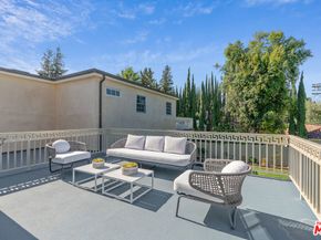 632 S Arden Boulevard, Los Angeles CA 90005