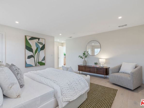 632 S Arden Boulevard, Los Angeles CA 90005