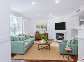 453 N Altadena Drive 8, Pasadena CA 91107
