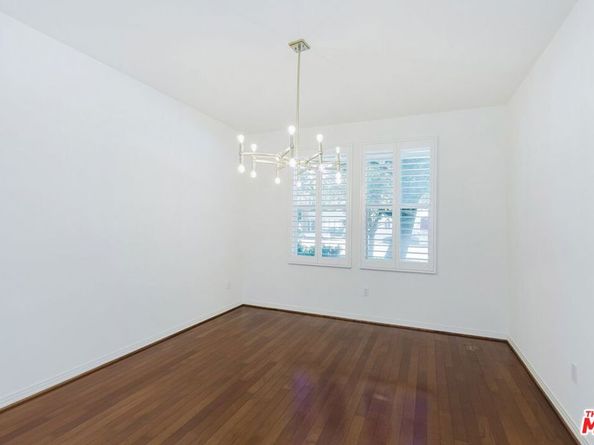 453 N Altadena Drive 8, Pasadena CA 91107