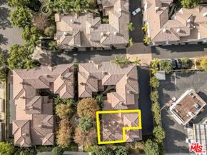 453 N Altadena Drive 8, Pasadena CA 91107