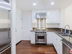 453 N Altadena Drive 8, Pasadena CA 91107