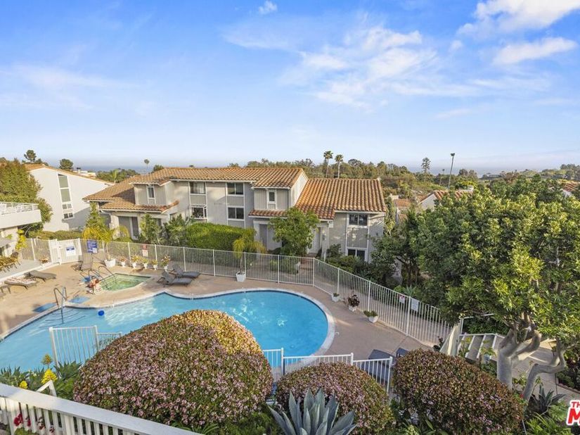 28256 Rey De Copas Lane, Malibu, CA 90265 - For Sale