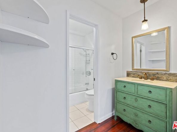 976 Larrabee Street 231, West Hollywood CA 90069