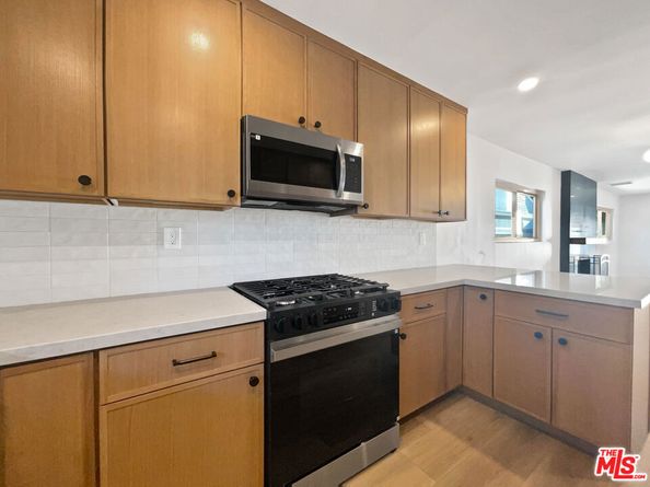 5736 Vantage Avenue, Valley Village CA 91607