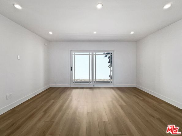 5736 Vantage Avenue, Valley Village CA 91607