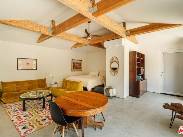 2443 N Vermont Avenue, Los Angeles CA 90027