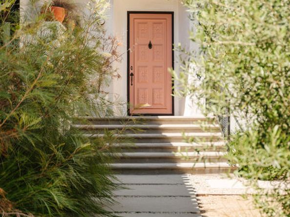2443 N Vermont Avenue, Los Angeles CA 90027